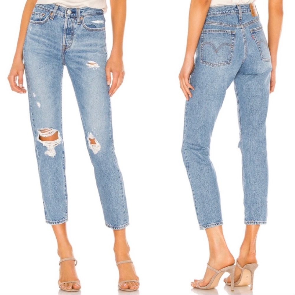 Levi’s Wedgie Straight Leg Ripped Jeans